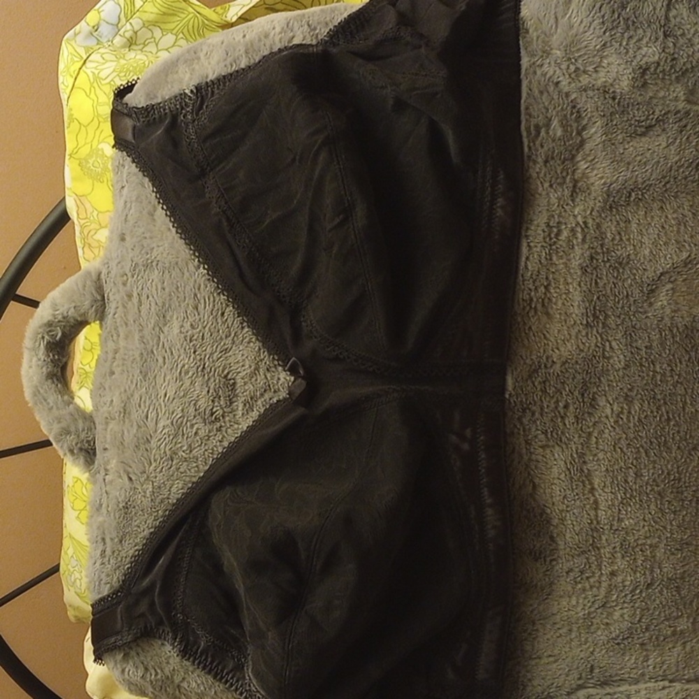 Women's bra